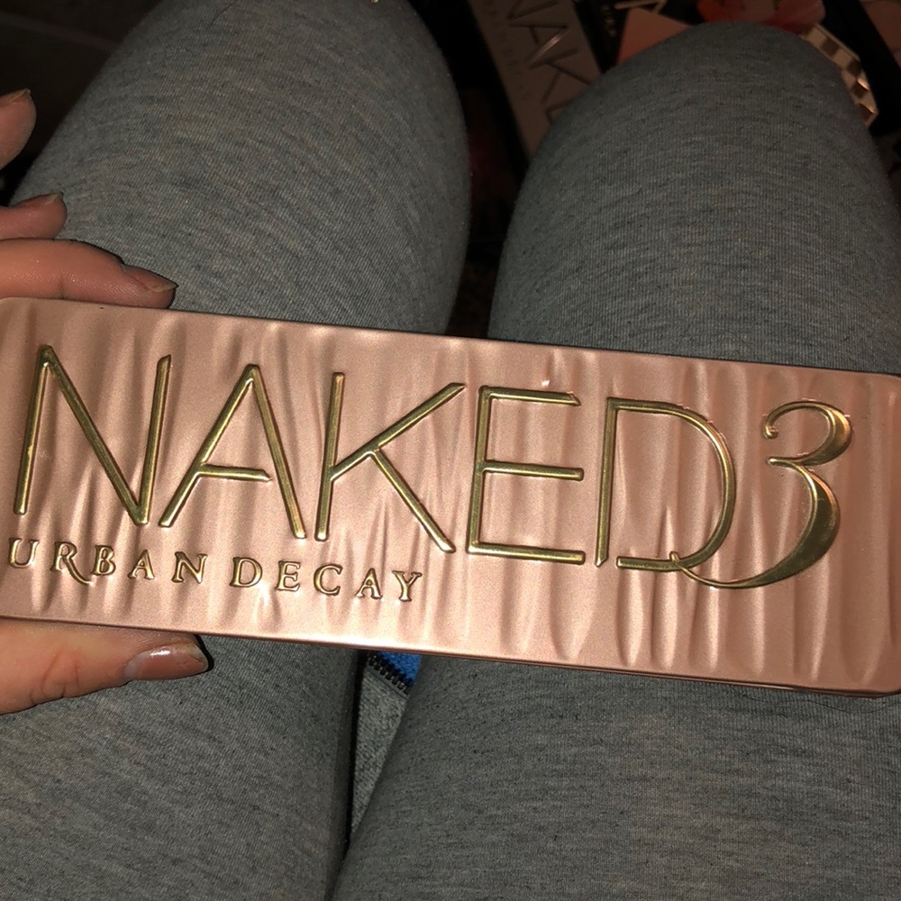 Naked 3 palette